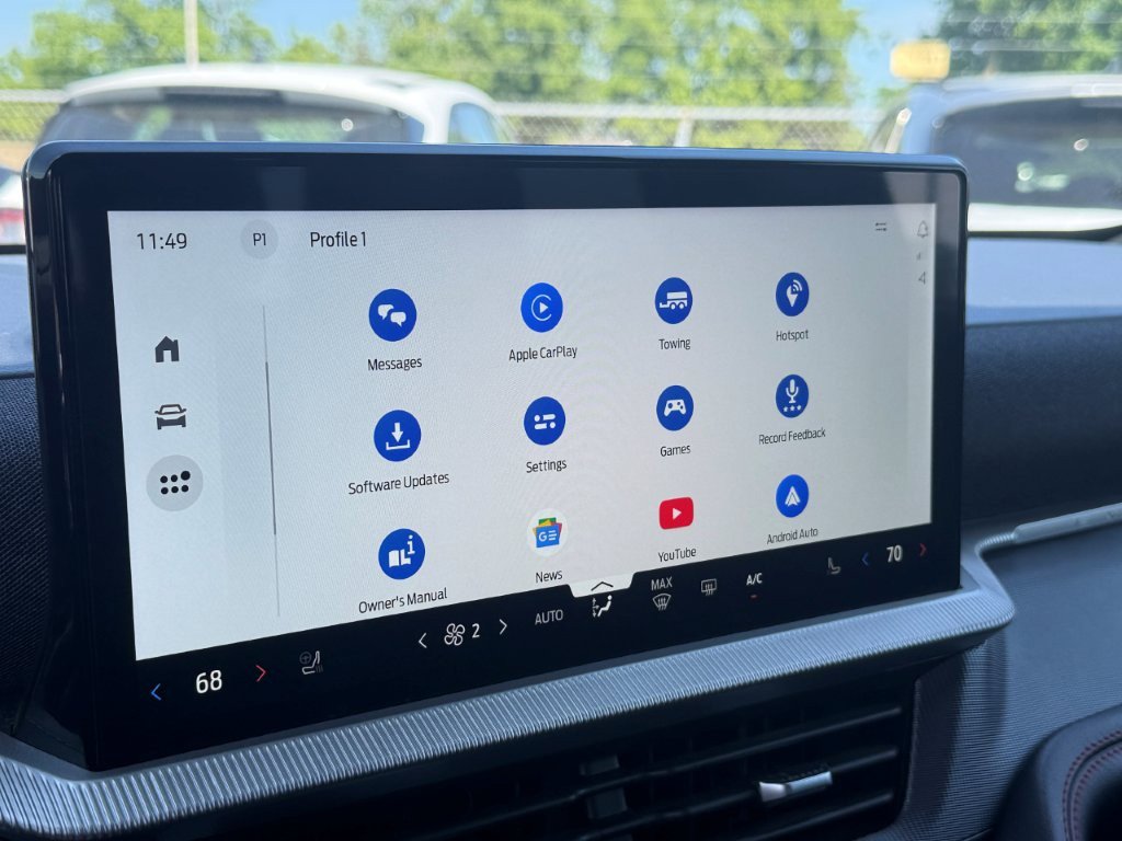 Certified 2025 Ford Explorer ST-Line w/ ST-Line Street Pack AWD/4WD image 32