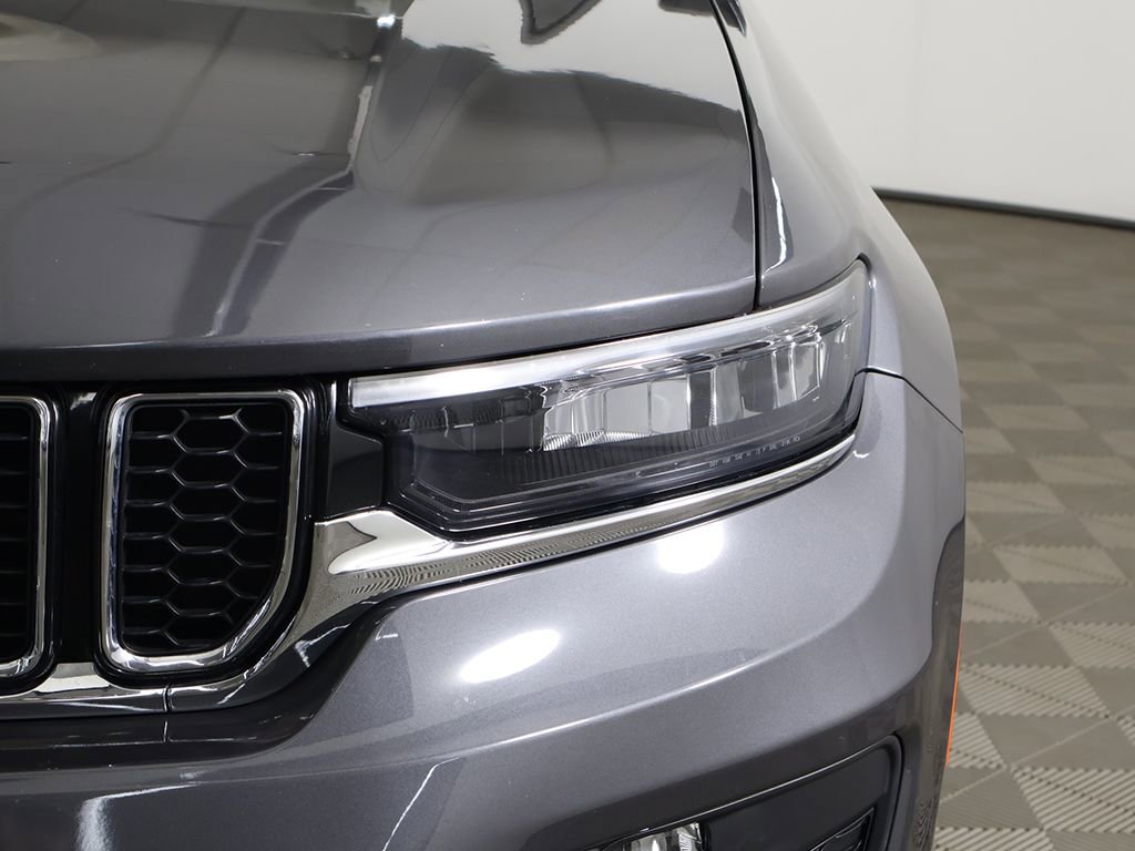 Used 2023 Jeep Grand Cherokee L Overland AWD/4WD image 19
