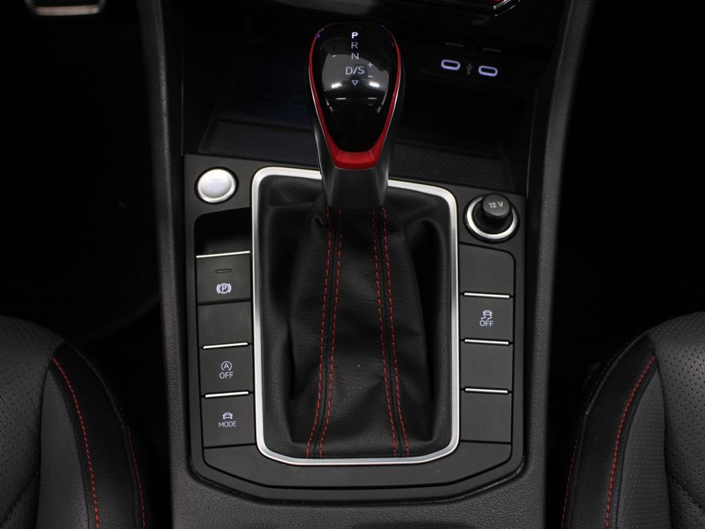 Used 2025 Volkswagen Jetta GLI Autobahn FWD image 25