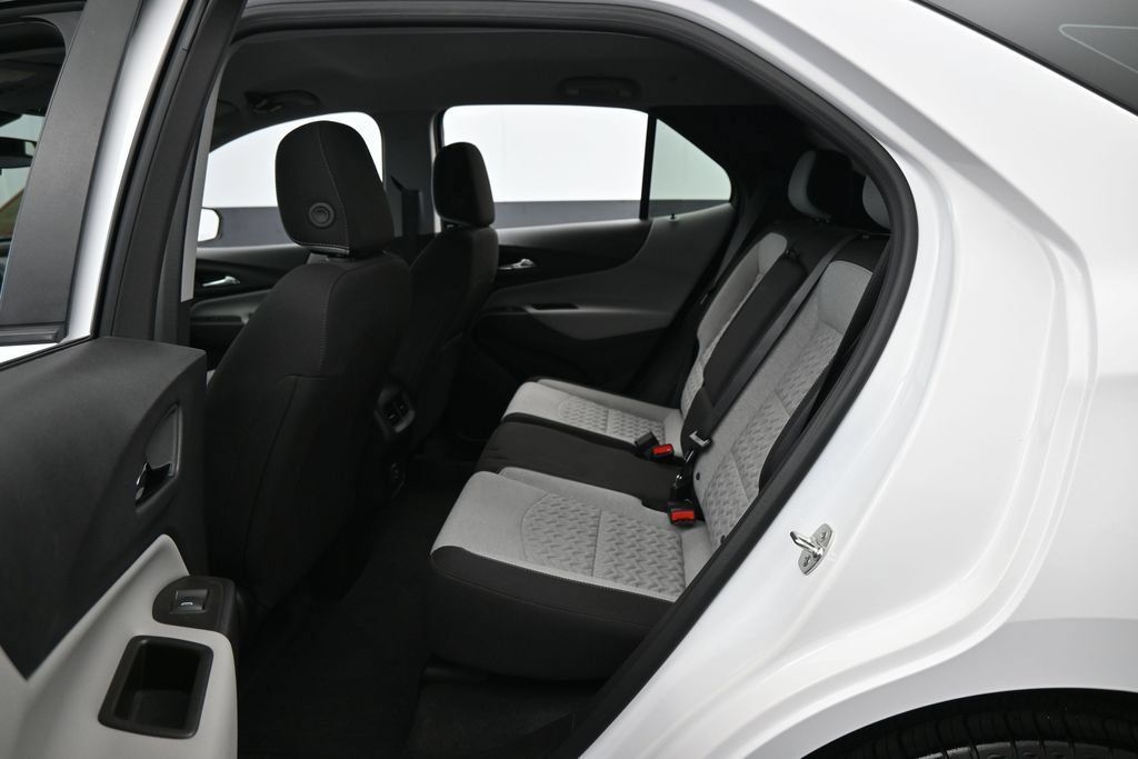Used 2024 Chevrolet Equinox LS w/ Sport Edition FWD image 25