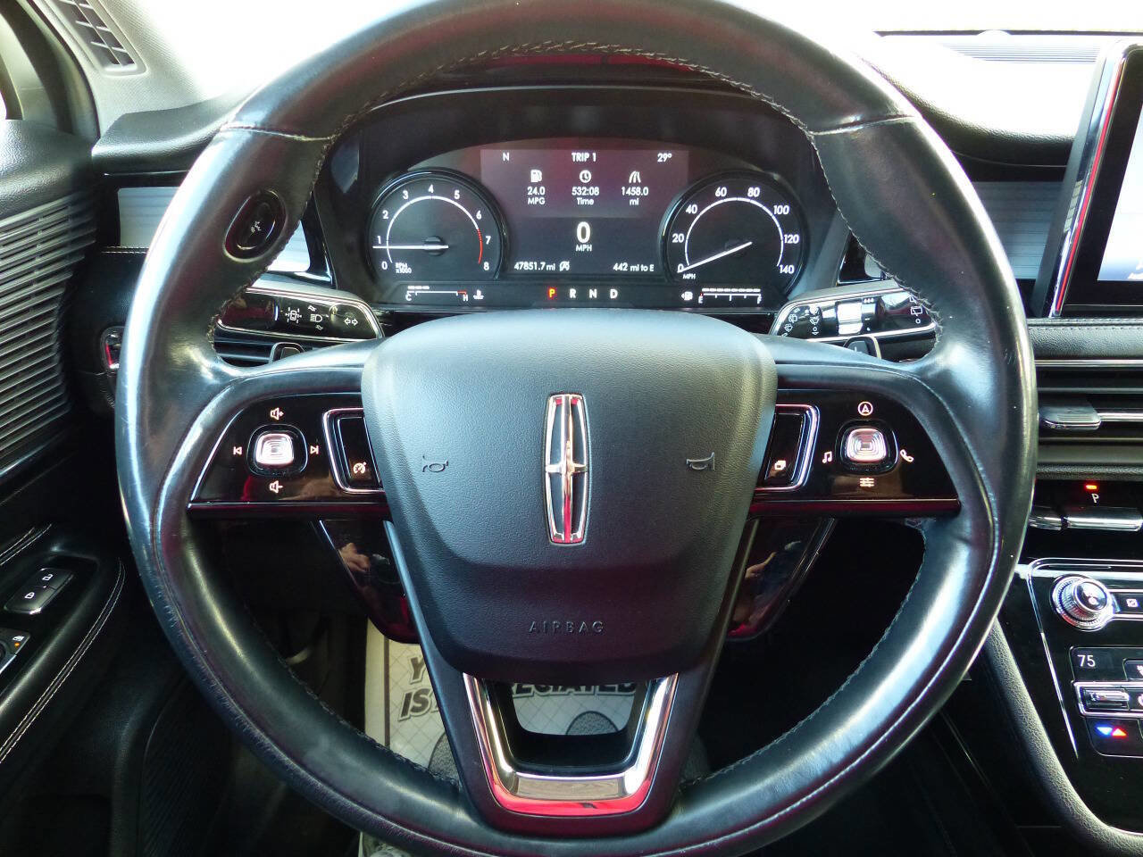 Used 2020 Lincoln Corsair Standard 4dr SUV image 26