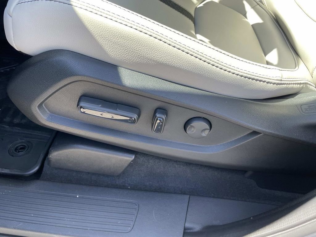 New 2026 Honda Pilot EX-L image 16