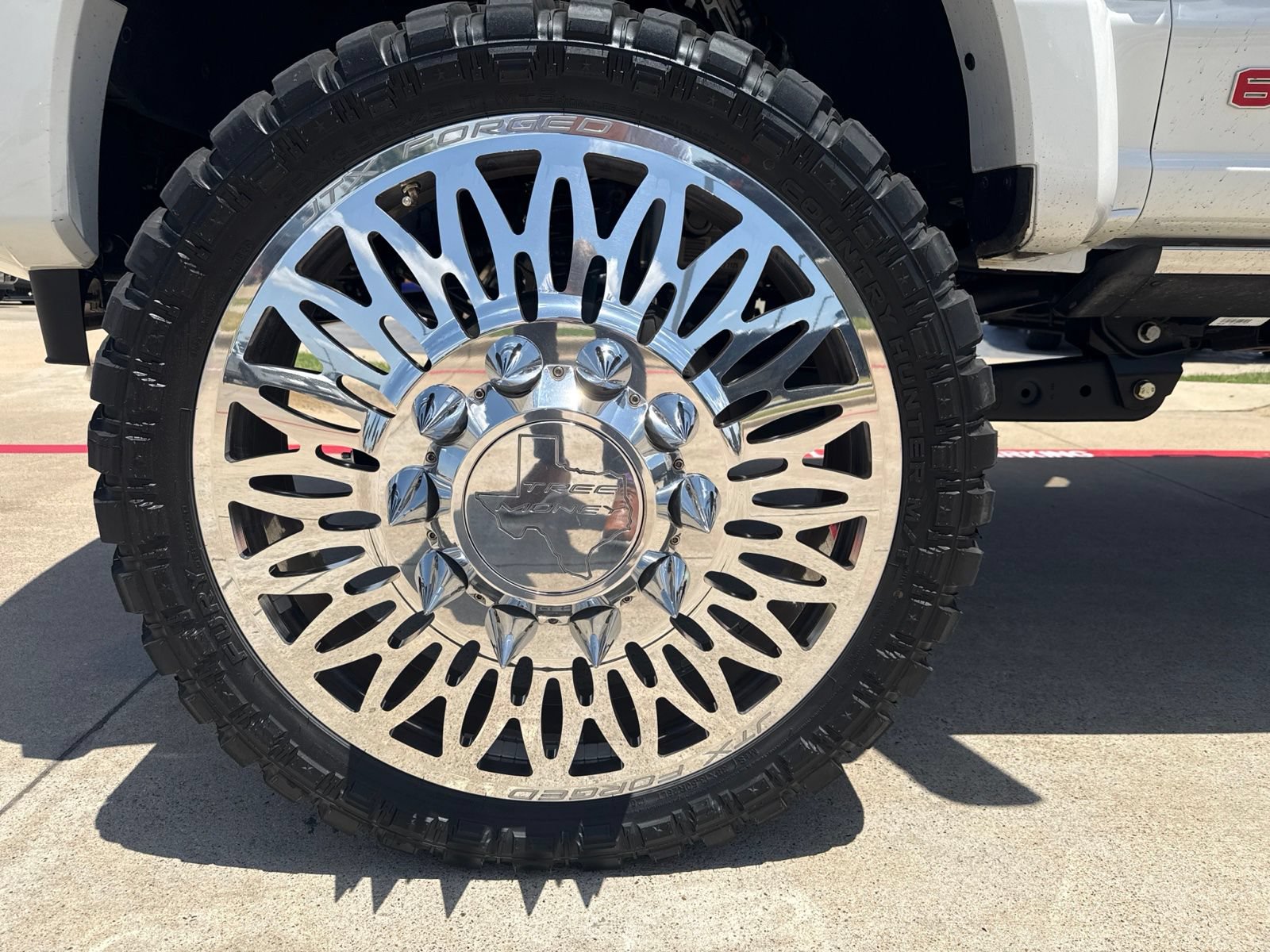 Used 2024 Ford F450 Limited w/ FX4 Off-Road Package AWD/4WD image 5