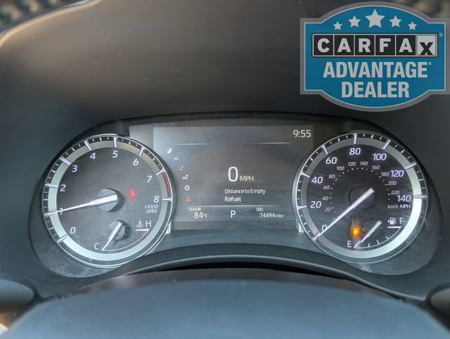 Used 2022 Toyota Highlander XLE AWD/4WD image 13