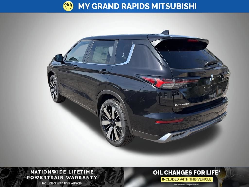 New 2026 Mitsubishi Outlander SE AWD/4WD image 5