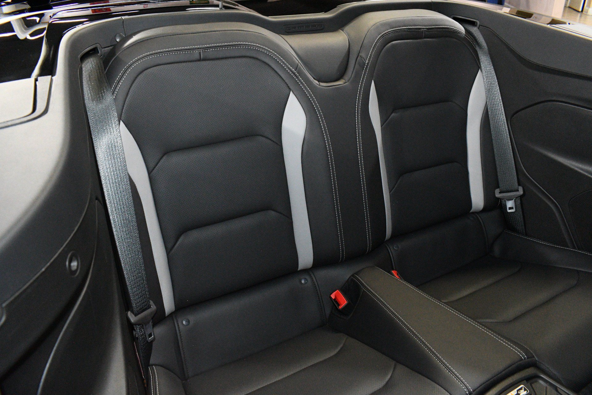 Used 2021 Chevrolet Camaro SS RWD image 18
