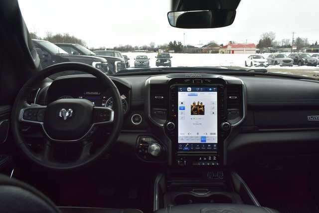 Used 2024 RAM 1500 Laramie image 44