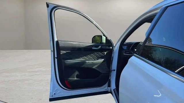 Used 2021 Hyundai Palisade Calligraphy image 18