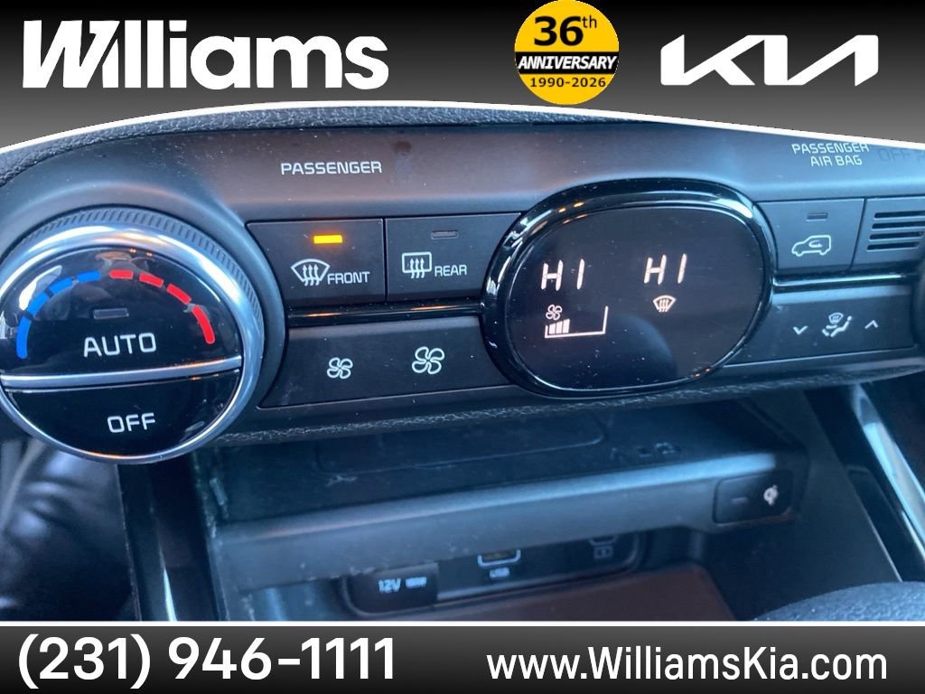 Used 2025 Kia Soul S image 26