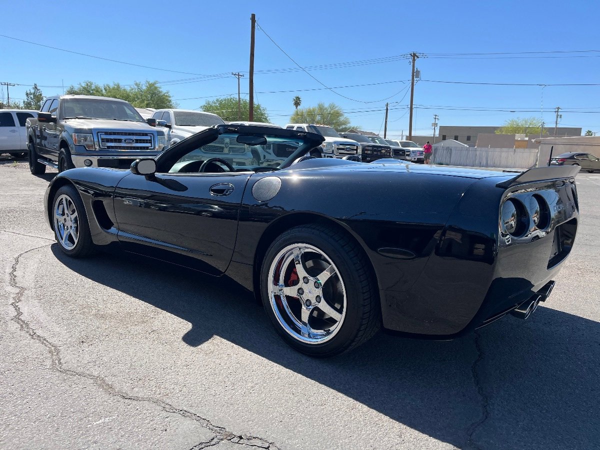 Used 2002 Chevrolet Corvette Convertible w/ Preferred Equipment Group2 RWD image 44