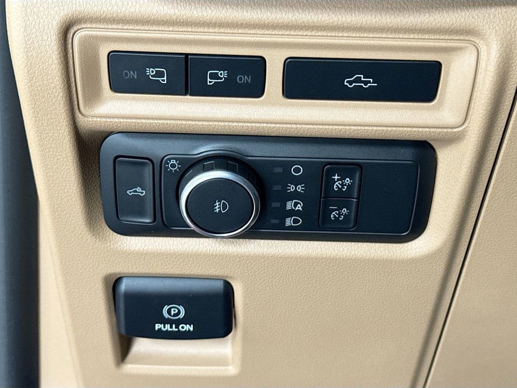 Used 2022 Ford F150 XLT w/ Equipment Group 302A High image 6