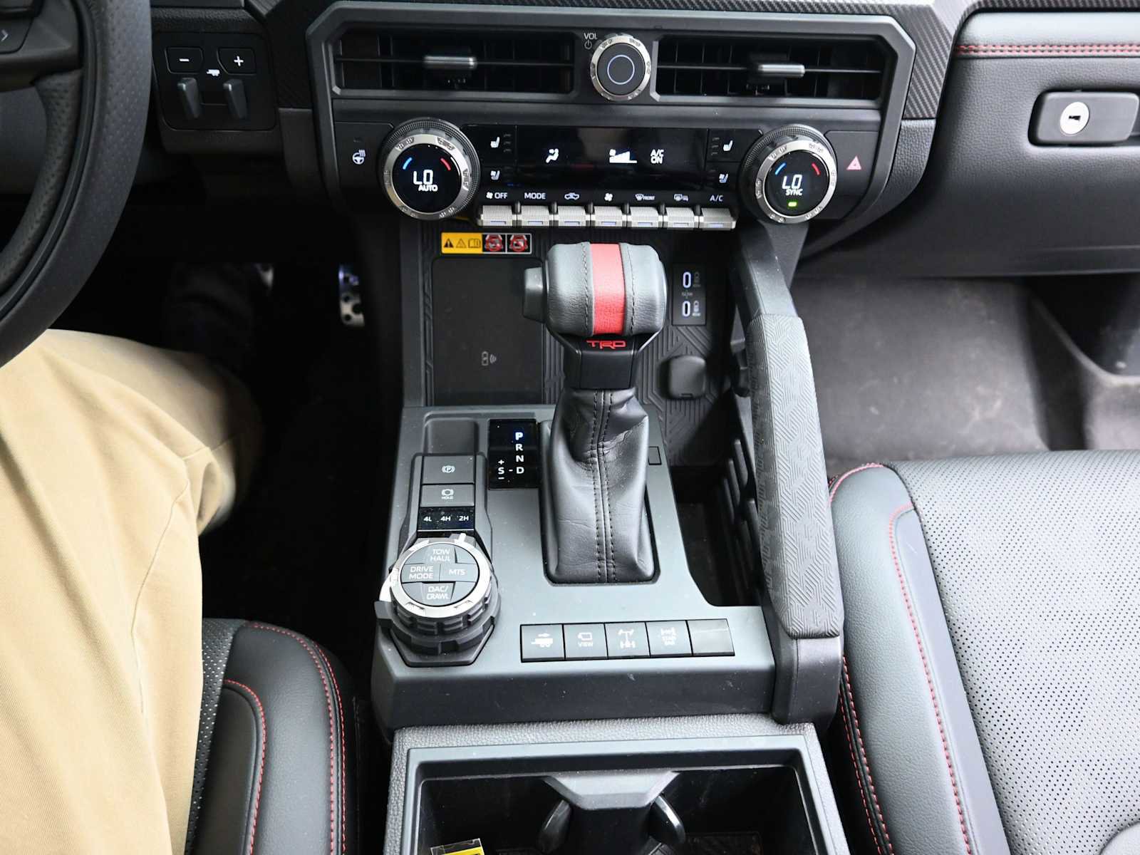 Used 2025 Toyota Tacoma TRD Pro image 19