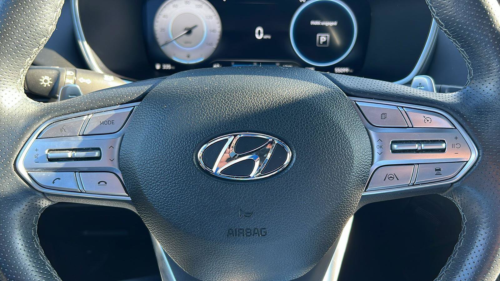 Used 2023 Hyundai Santa Fe Calligraphy image 32