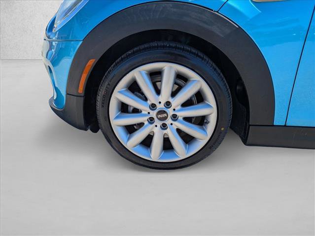 Used 2018 MINI Cooper 2-Door Hardtop image 20