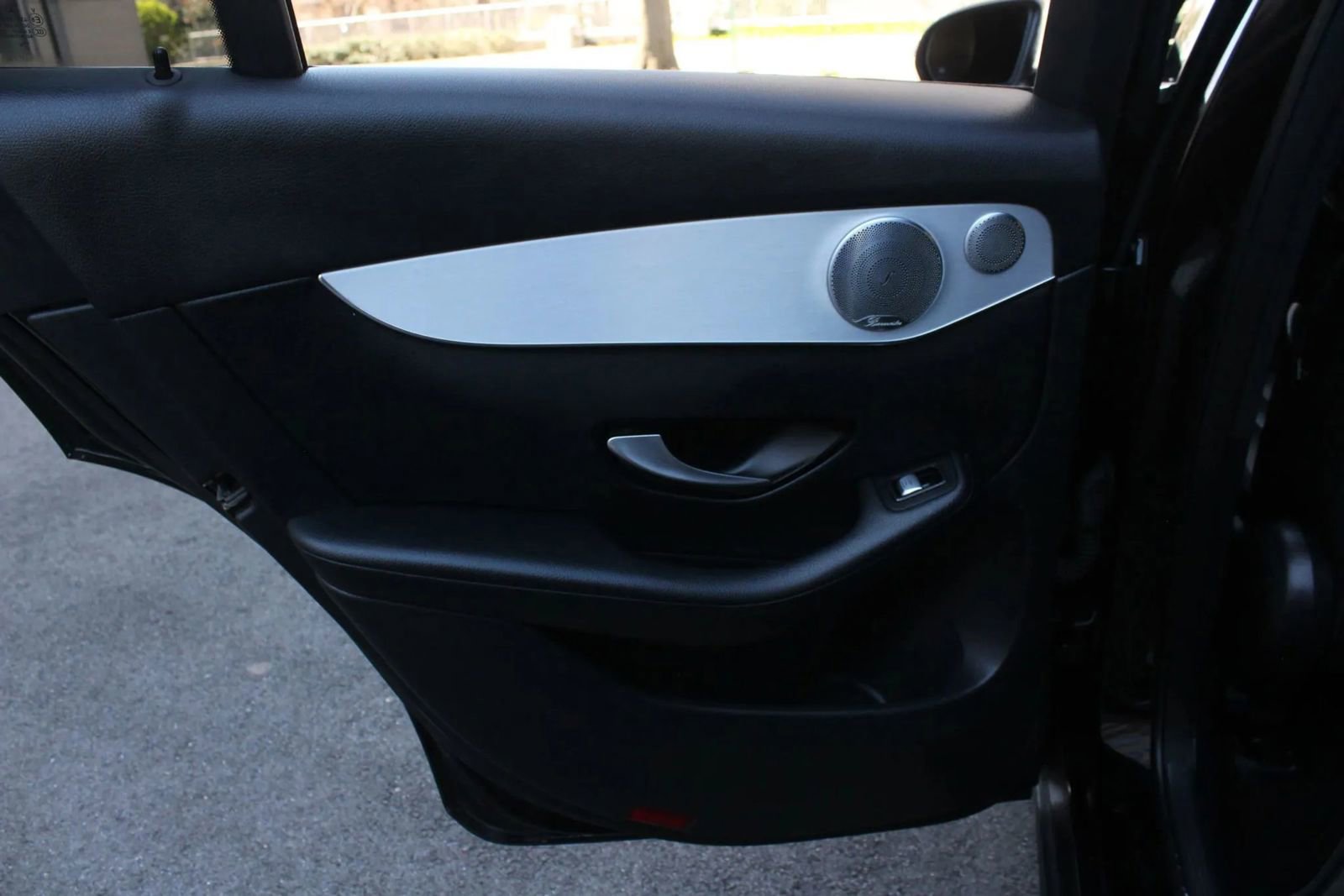 Used 2017 Mercedes-Benz GLC 300 4MATIC w/ Premium 1 Package image 21