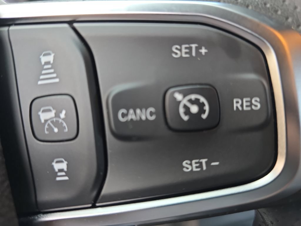 New 2026 RAM 3500 Tradesman w/ Chrome Appearance Group AWD/4WD image 18