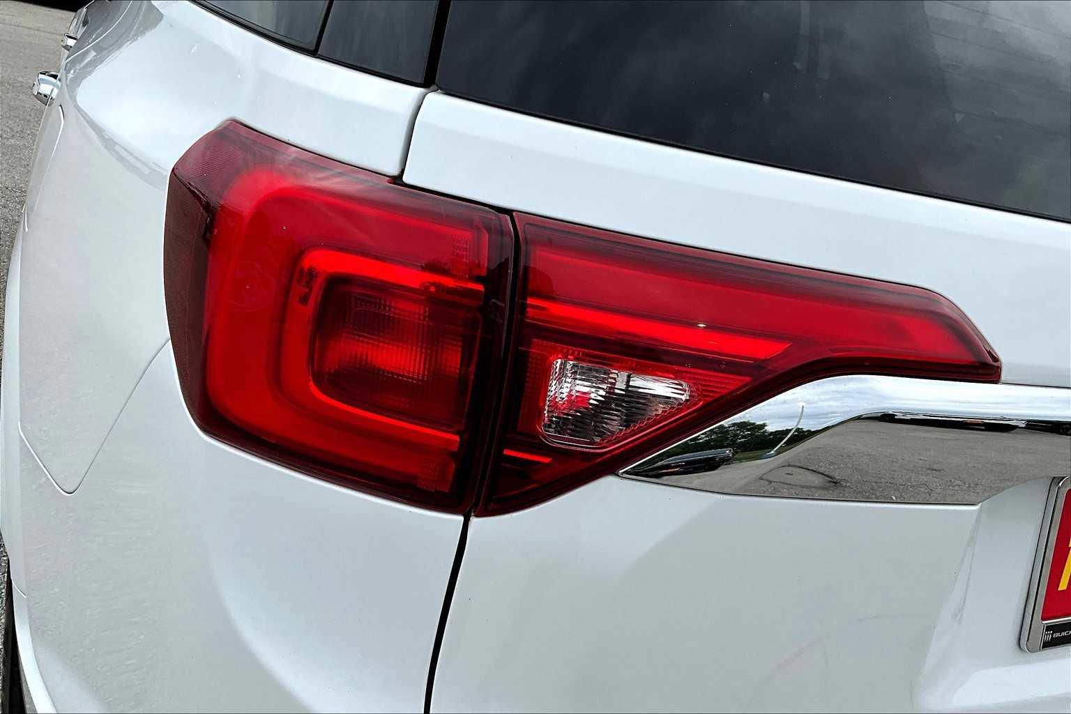 Used 2019 GMC Acadia Denali FWD image 28