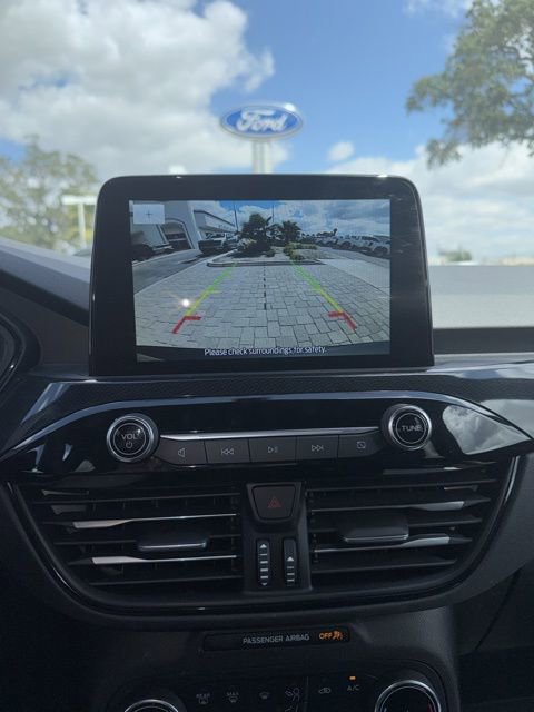 Used 2025 Ford Escape ST-Line AWD/4WD image 9