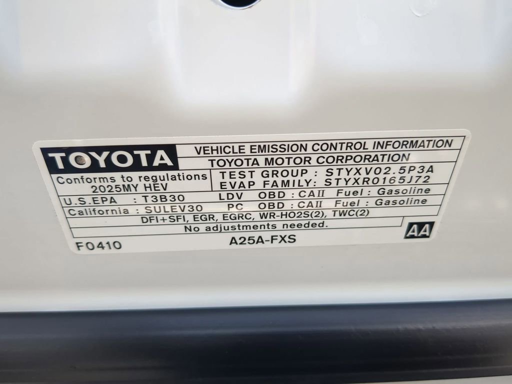 Used 2025 Toyota Camry XSE FWD image 37
