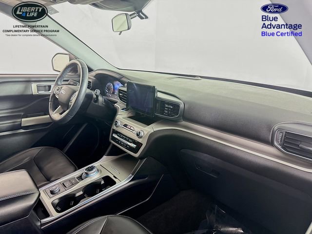 Certified 2022 Ford Explorer XLT w/ Equipment Group 202A image 31