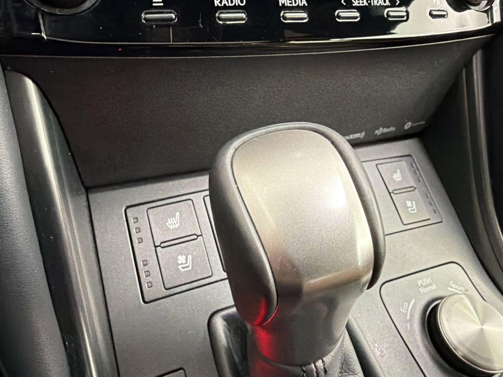 Certified 2025 Lexus IS 300 w/ Premium Package RWD image 33