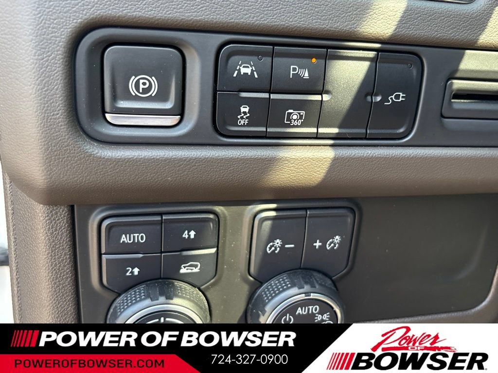 Certified 2022 Chevrolet Tahoe LT w/ Luxury Package AWD/4WD image 15