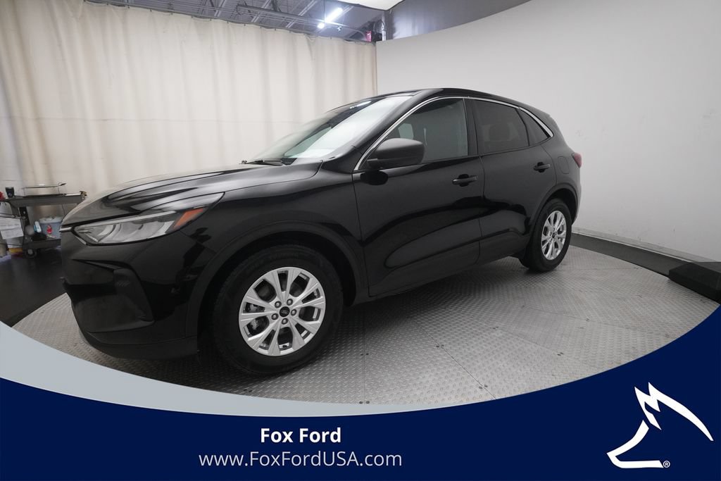Used 2023 Ford Escape Active FWD image 1