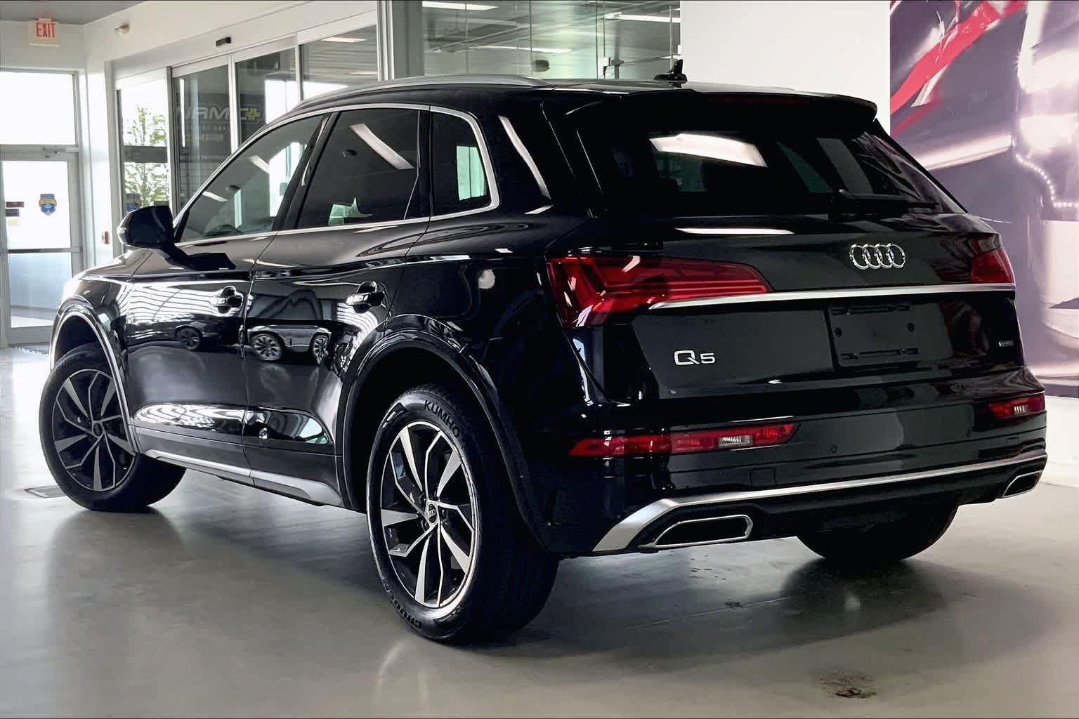 Used 2023 Audi Q5 2.0T Premium w/ Convenience Package AWD/4WD image 4