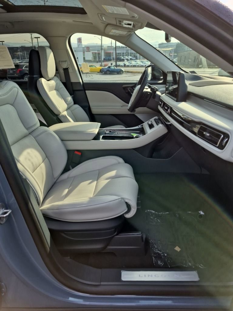 New 2026 Lincoln Aviator Reserve image 14