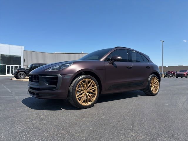 Used 2023 Porsche Macan GTS AWD/4WD image 3