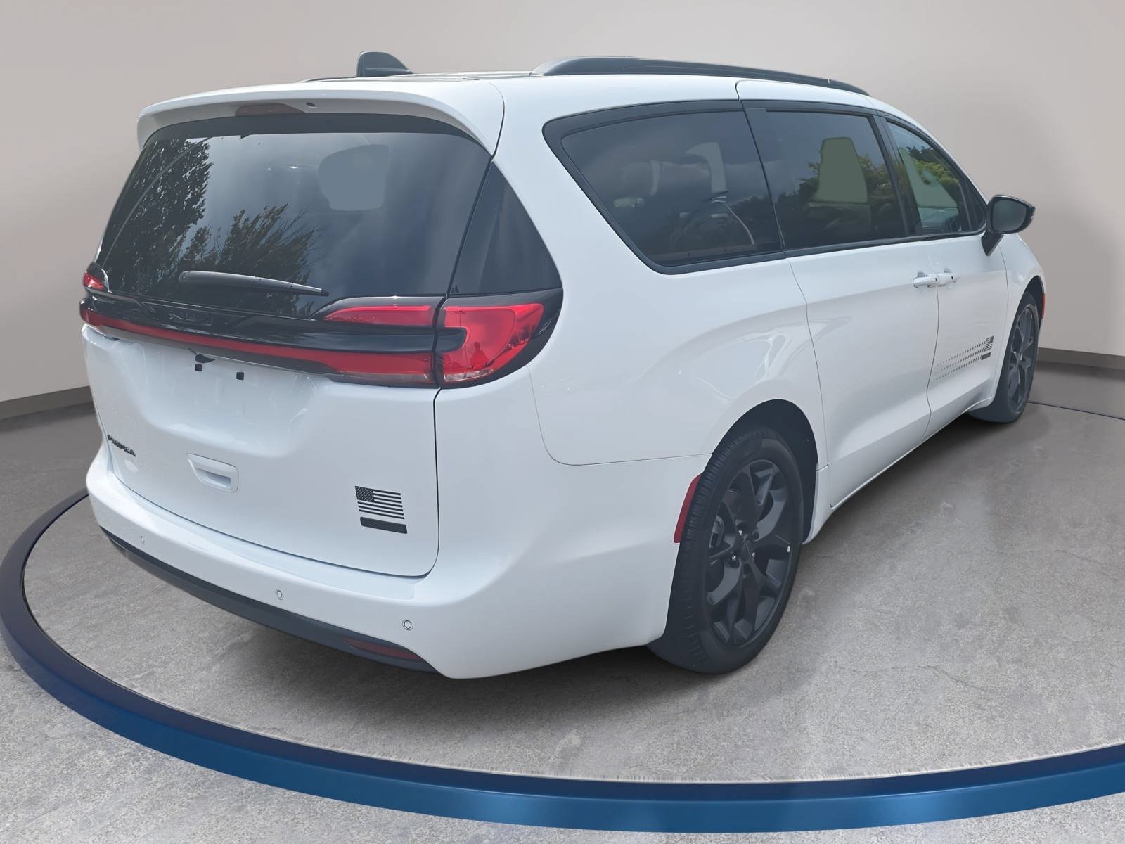 New 2027 Chrysler Pacifica Select FWD image 5