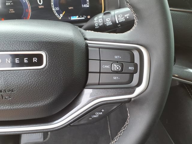 Certified 2023 Jeep Wagoneer L 4WD image 20