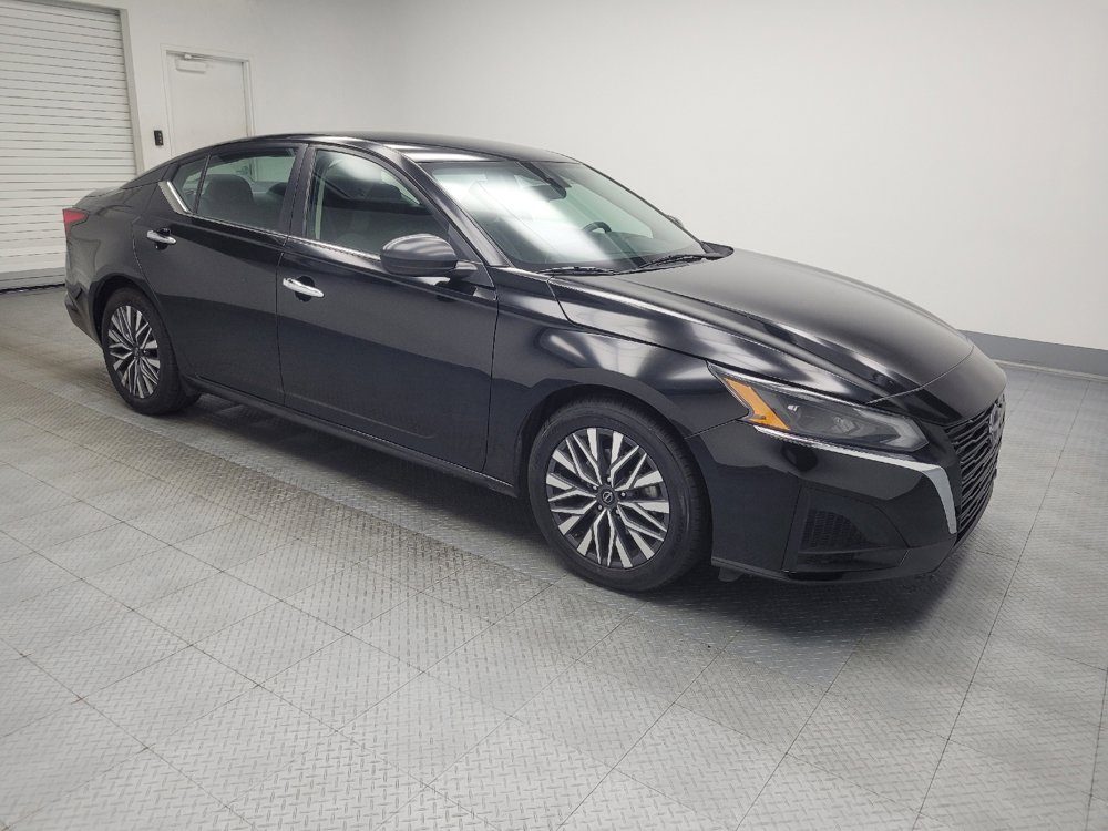 Used 2023 Nissan Altima 2.5 SV image 11
