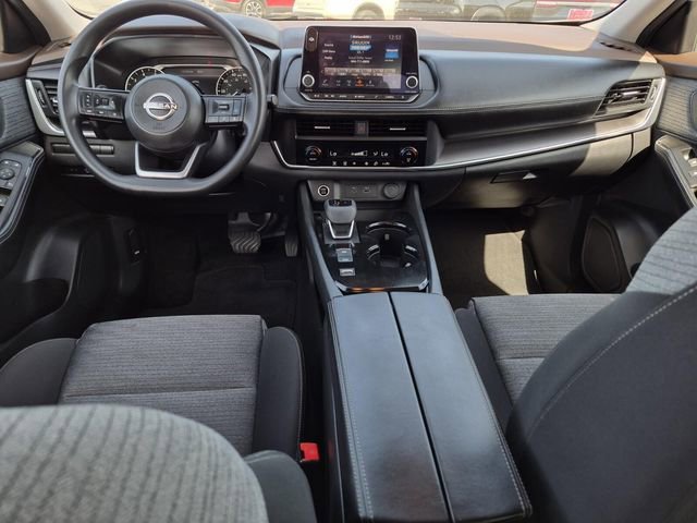 Used 2023 Nissan Rogue SV image 24