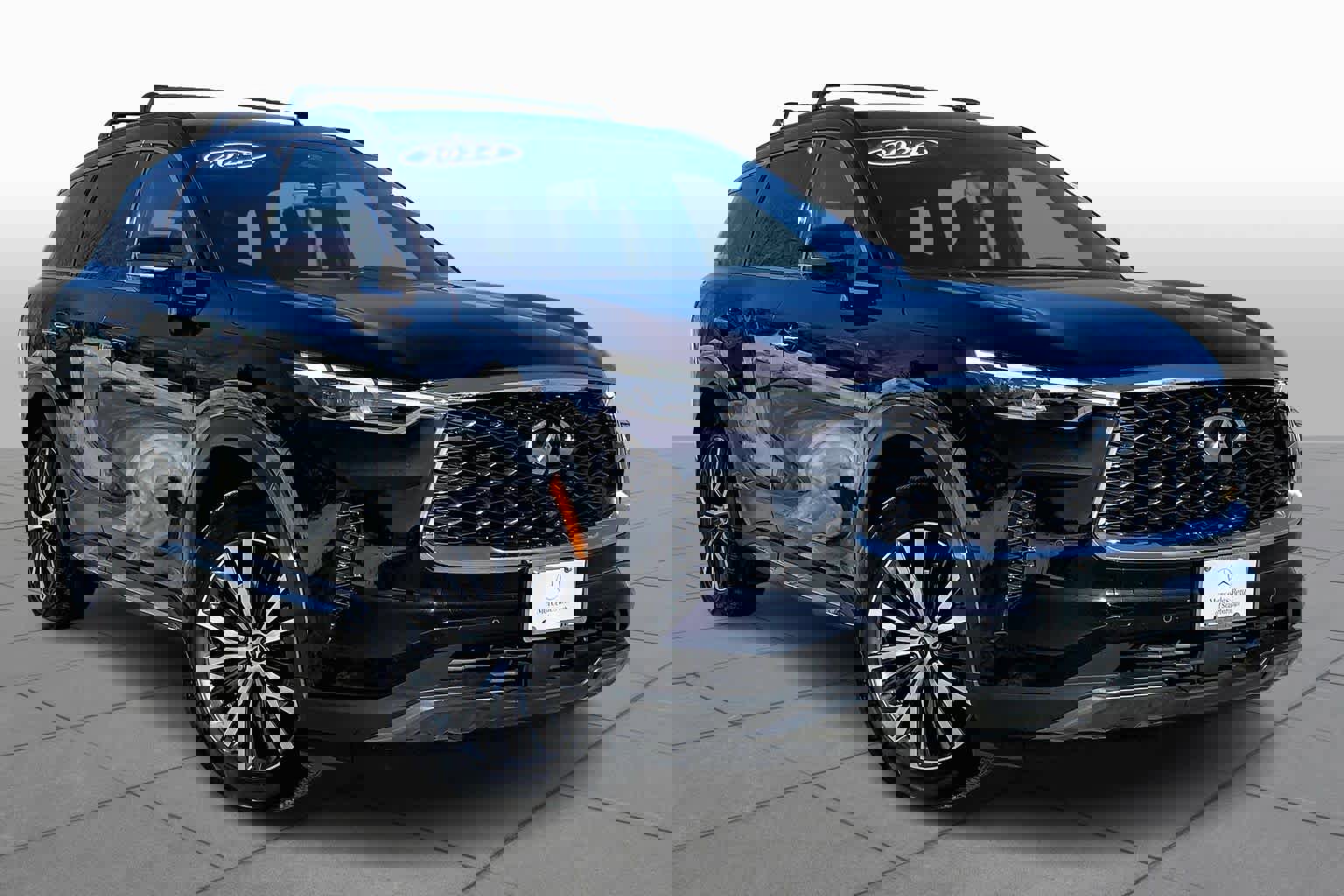 Used 2024 INFINITI QX60 Autograph w/ Cargo Package image 3