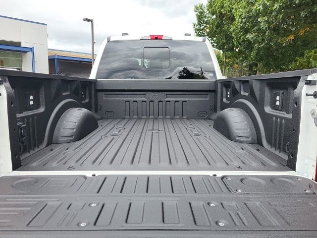 New 2026 Ford F350 Lariat w/ Black Appearance Package image 6