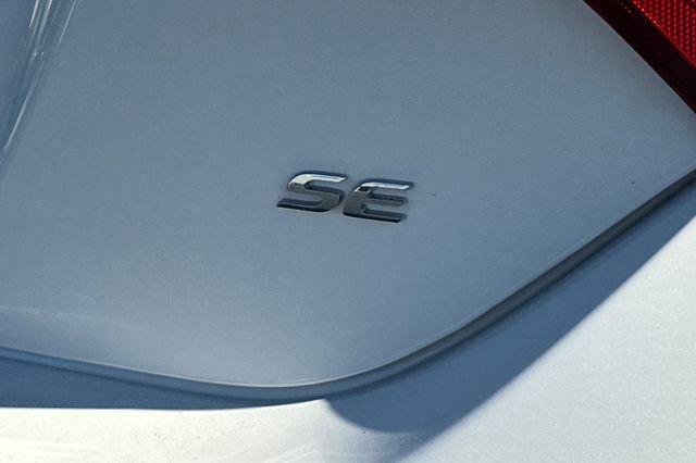 Used 2017 Toyota Corolla SE w/ Carpet Mat Package (TMS) image 25