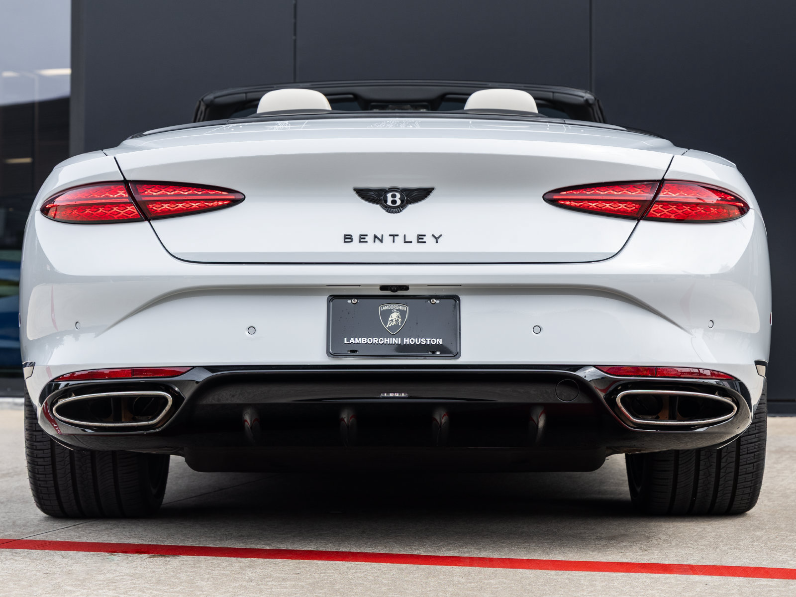 Used 2025 Bentley Continental GTC AWD/4WD image 8