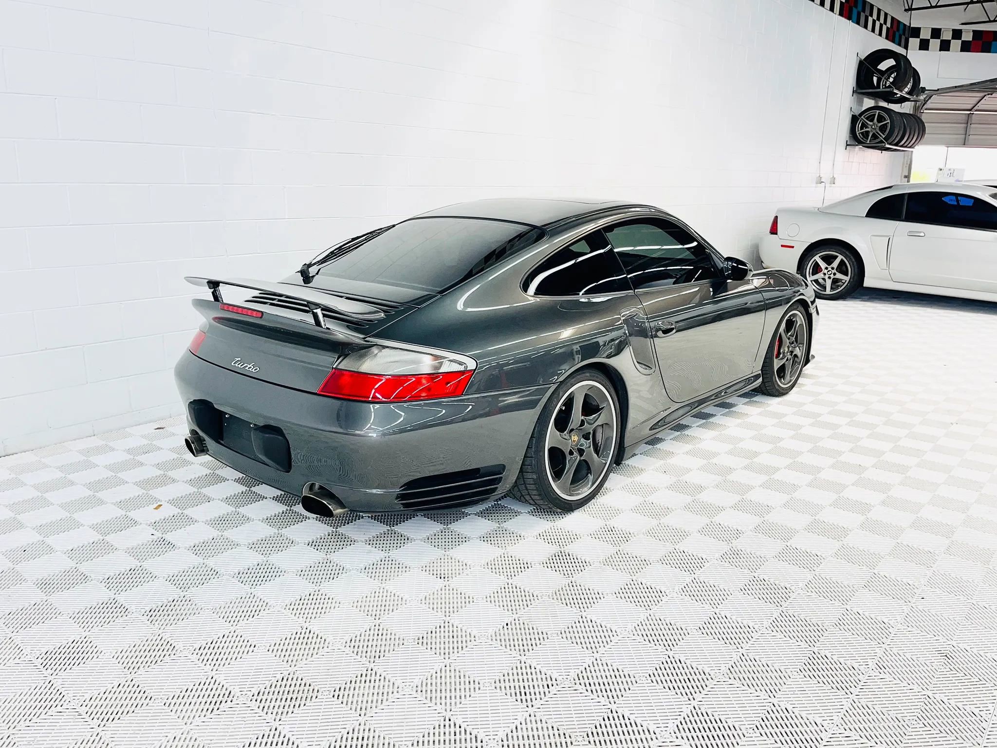Used 2002 Porsche 911 Turbo image 18