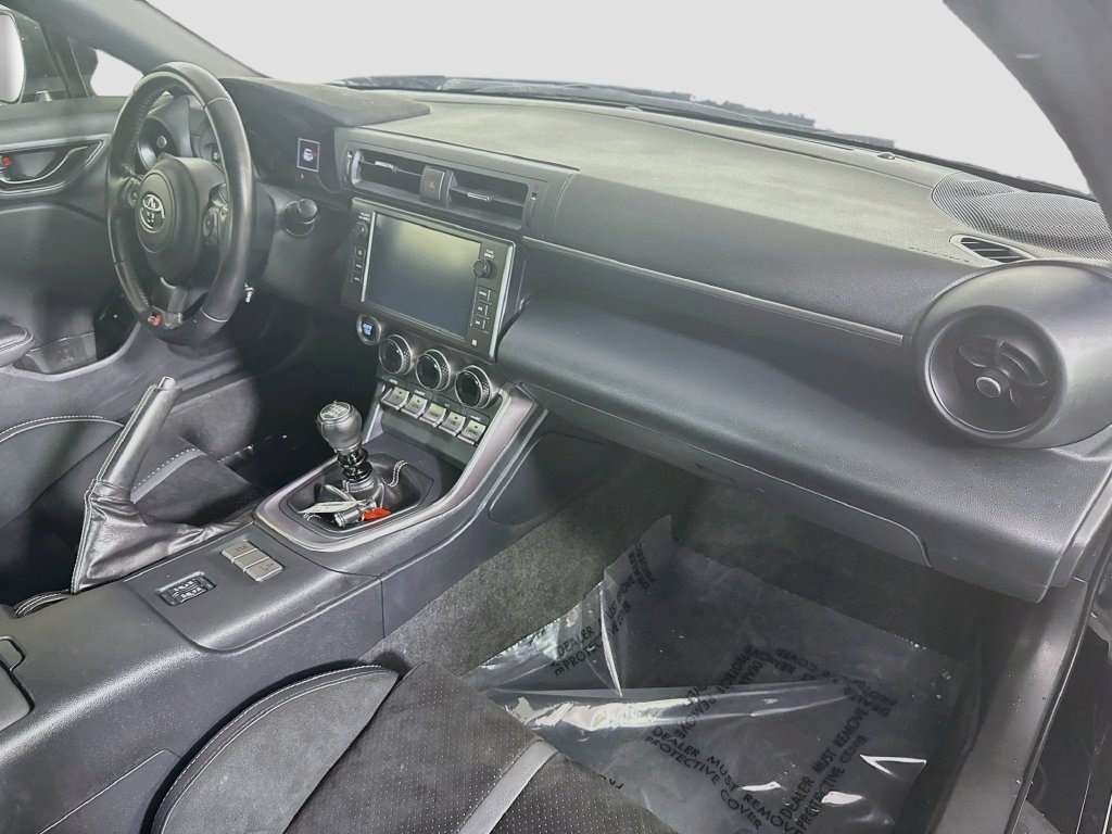 Used 2022 Toyota GR86 Premium RWD image 27