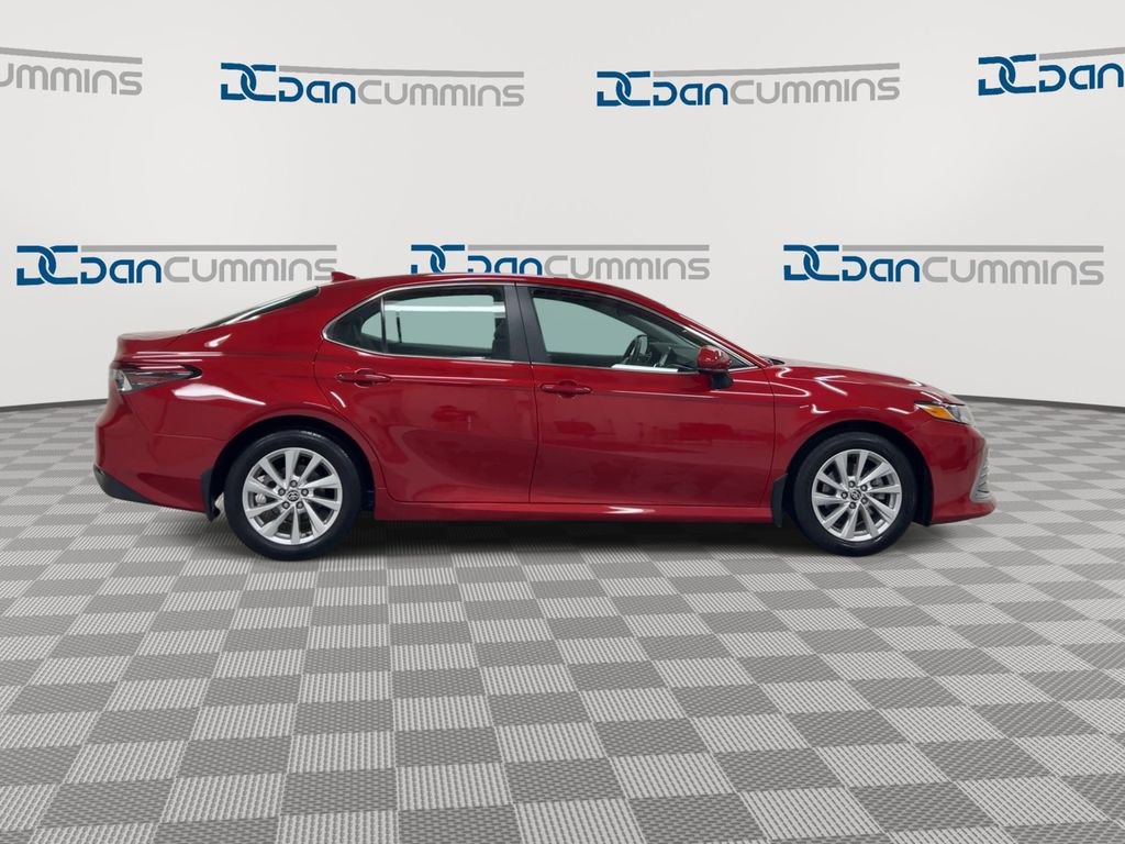 Used 2023 Toyota Camry LE image 9