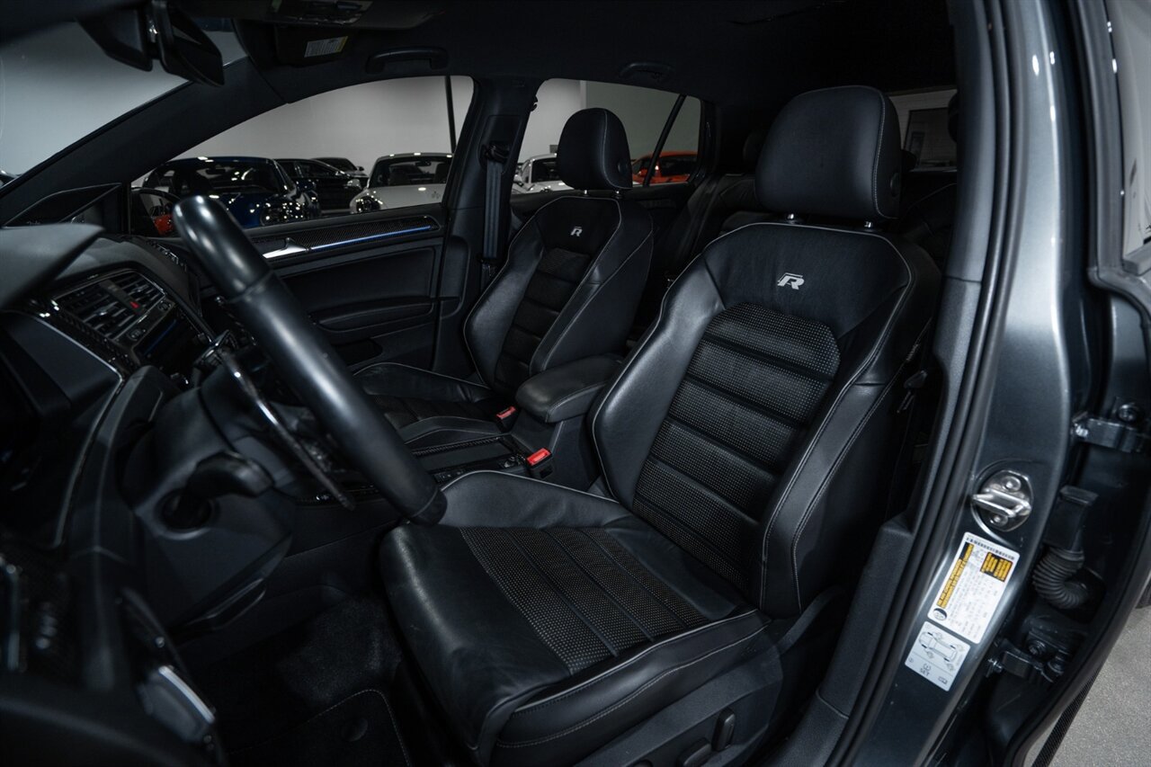 Used 2019 Volkswagen Golf R 4-Door image 19