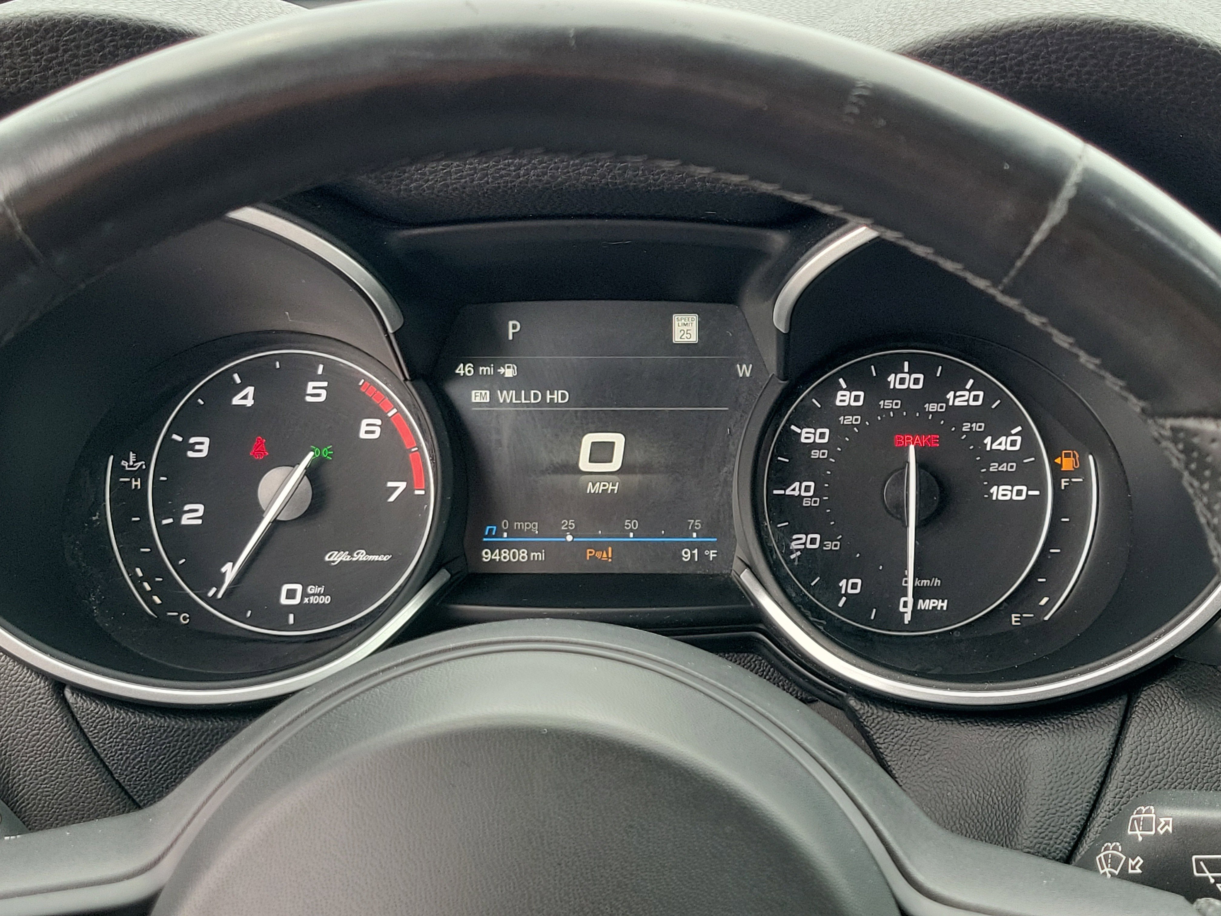 Used 2021 Alfa Romeo Stelvio Ti w/ Nero Edizione image 27