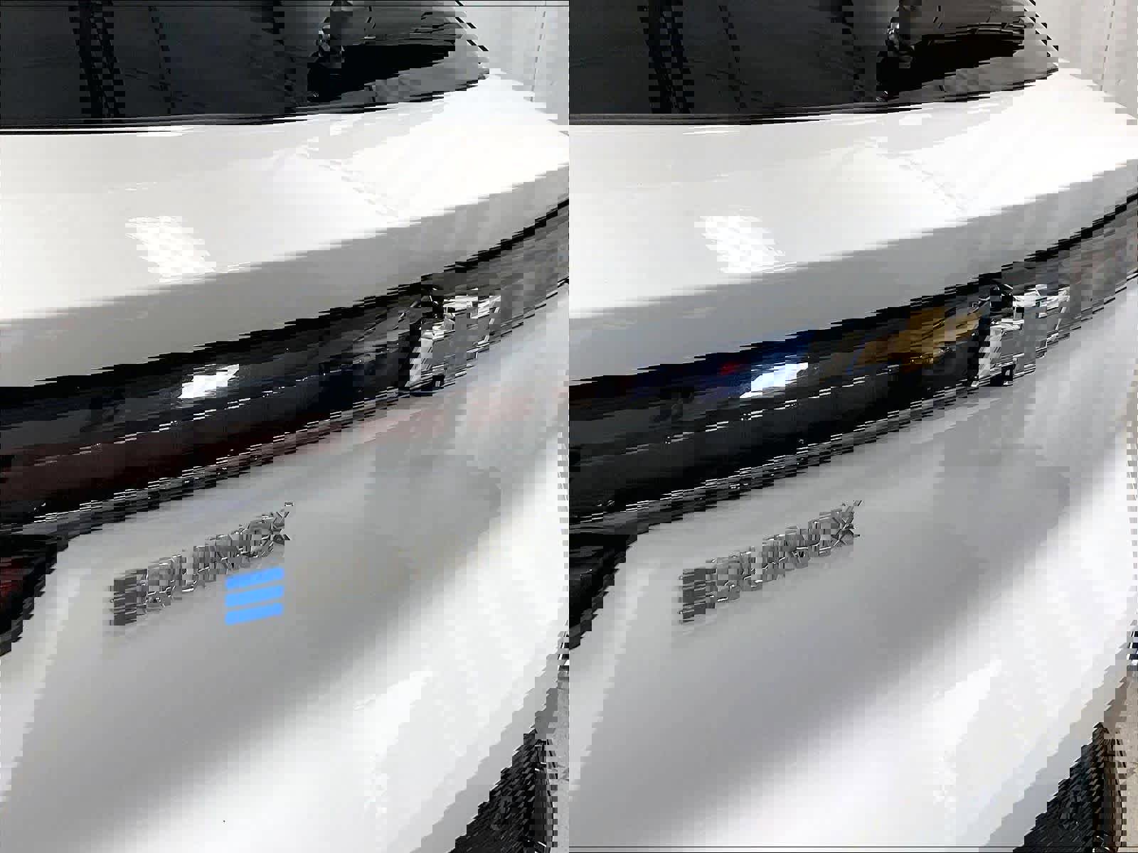 Used 2025 Chevrolet Equinox EV LT image 28