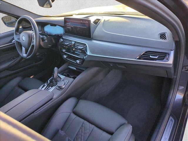 Used 2023 BMW 530e w/ Premium Package RWD image 23