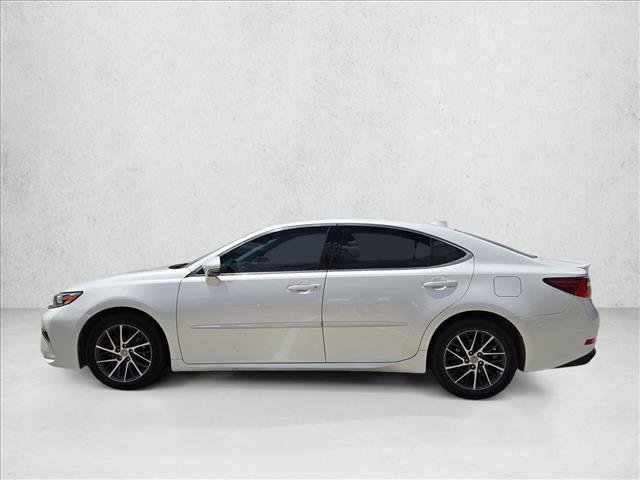 Used 2016 Lexus ES 350 w/ Premium Package w/Wood Trim FWD image 9
