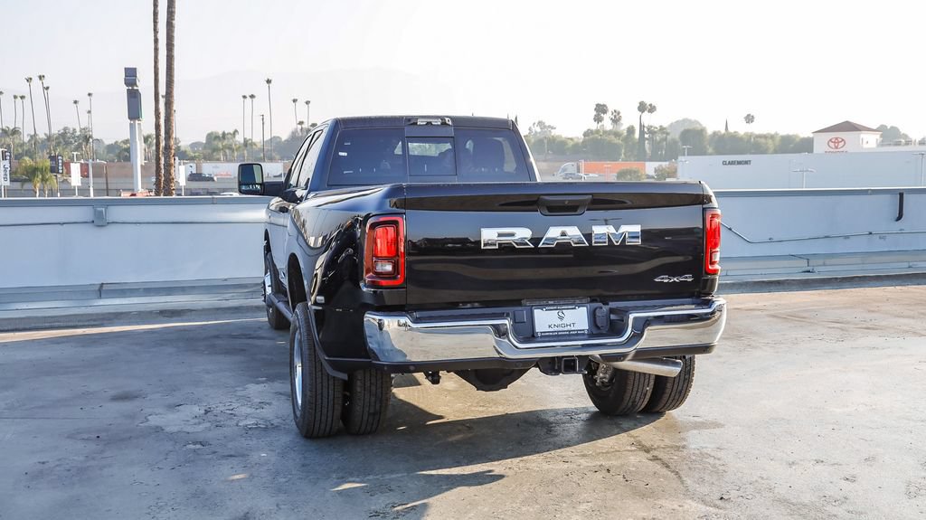 New 2026 RAM 3500 Tradesman AWD/4WD image 7