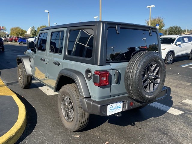 Used 2025 Jeep Wrangler Sport S image 6