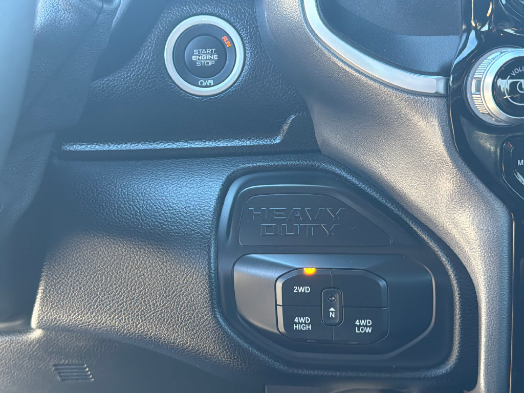 Used 2025 RAM 2500 Big Horn AWD/4WD image 31