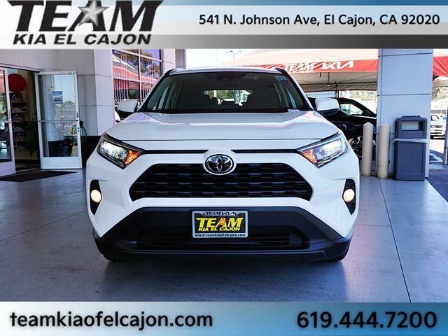 Used 2021 Toyota RAV4 XLE w/ Convenience Package AWD/4WD image 4